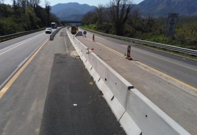 Nuove barriere spartitraffico lungo l’A2