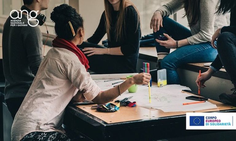 Nuove scadenze per Erasmus+ e Corpo solidarietà