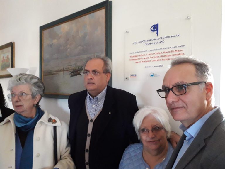 Targa in memoria 8 cronisti uccisi da mafia in Sicilia