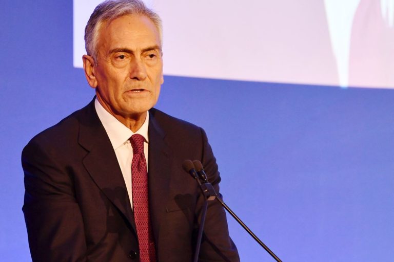 Gravina “Stagione da chiudere, lavoriamo sul come non sul quando”