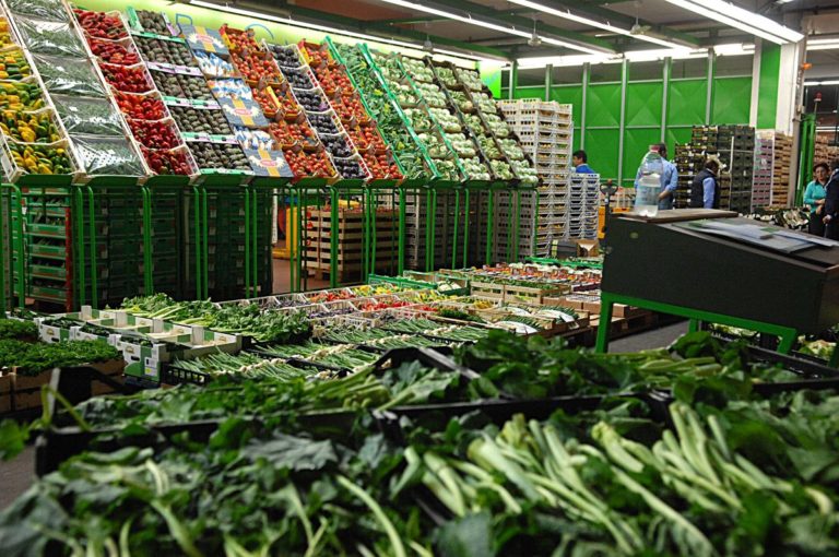 Uila-Uil “No a un milione di disoccupati con l’ortofrutta che marcisce”