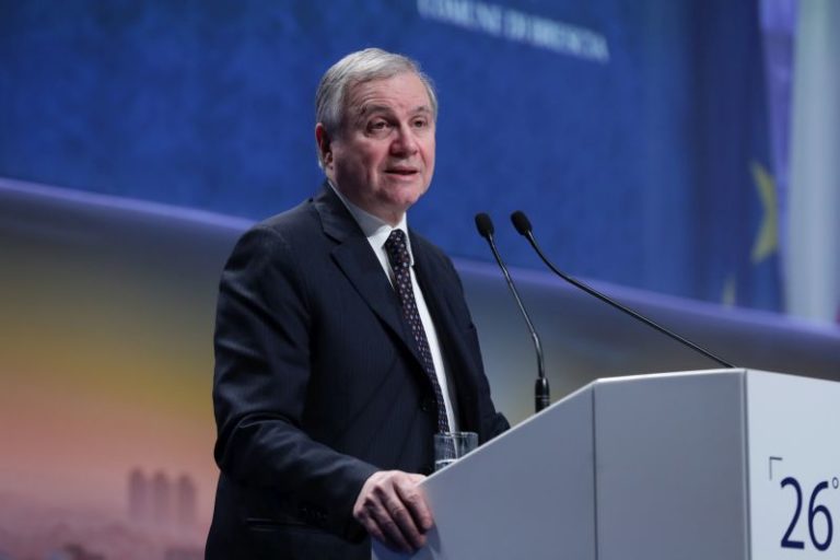 Visco “Crisi senza precedenti, risposta sia globale”