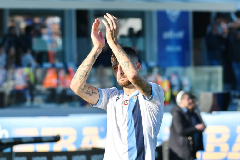 Acerbi “Il calcio e’ contatto, due mesi in ritiro sarebbe assurdo”