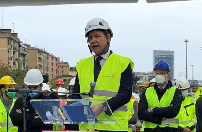Ponte di Genova, Conte “Nuova luce sull’Italia”