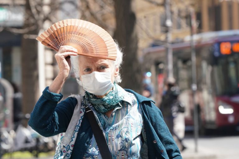 La Spagna riapre alcune attività economiche