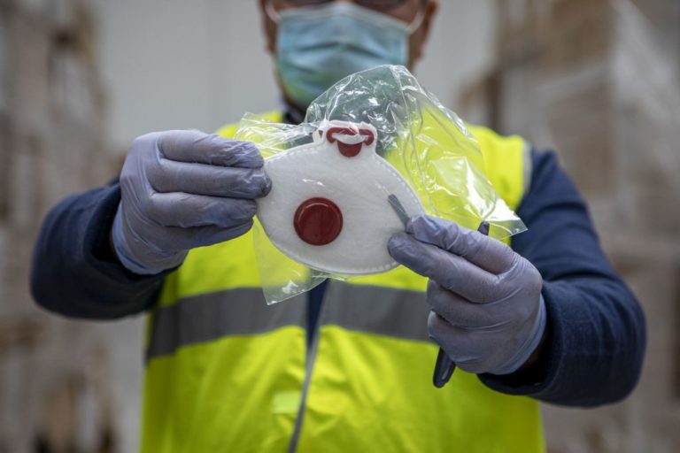Atitech dona 20 mila mascherine a operatori sanitari Campania