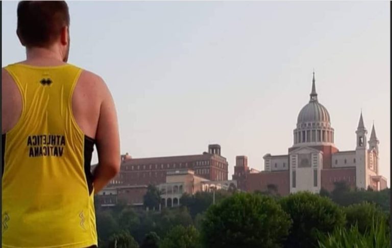 Don Collin “Testardi a sperare contro ogni disperazione”