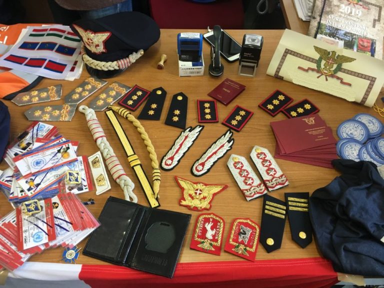 Smantellata una finta associazione benefica in divisa, 3 denunce