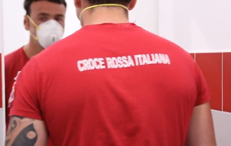 Coronavirus, Gillette dona migliaia di rasoi al personale sanitario