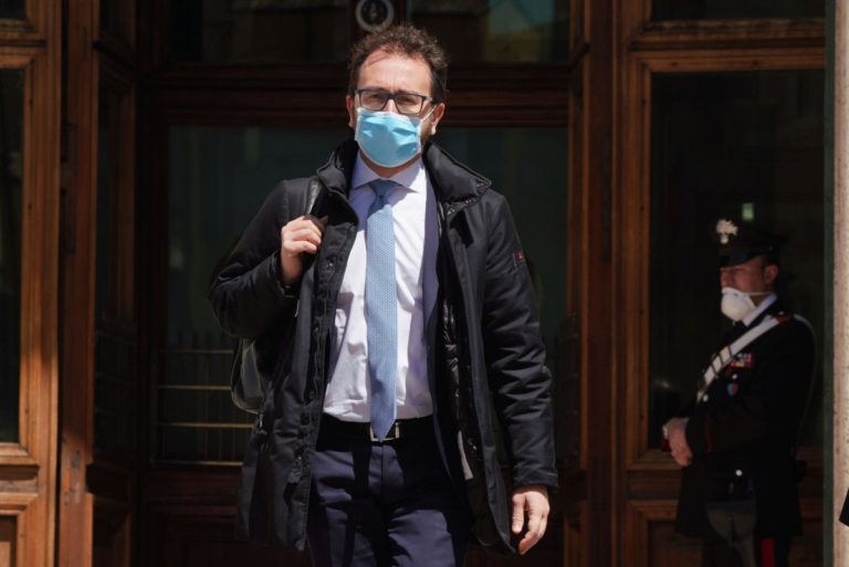 Bonafede “Per la nomina del capo del Dap rispettata la legge”