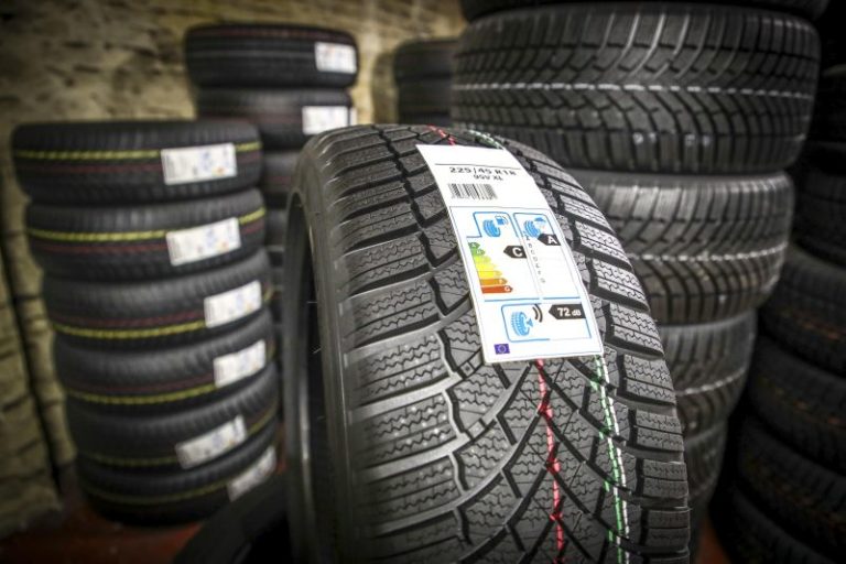 Etichettatura pneumatici, nuove informazioni su consumo e aderenza