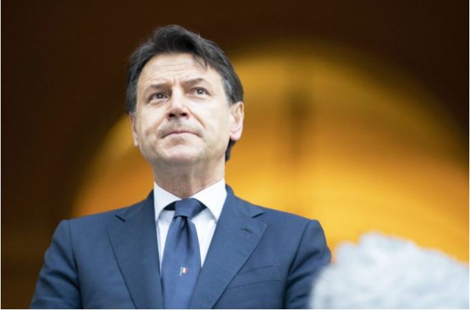 Via libera a decreto da 55 miliardi, Conte: “Come due manovre”