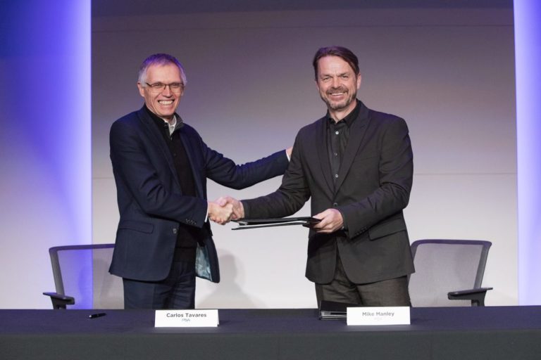 Fca-Psa, niente dividendo nel 2020, la fusione va avanti