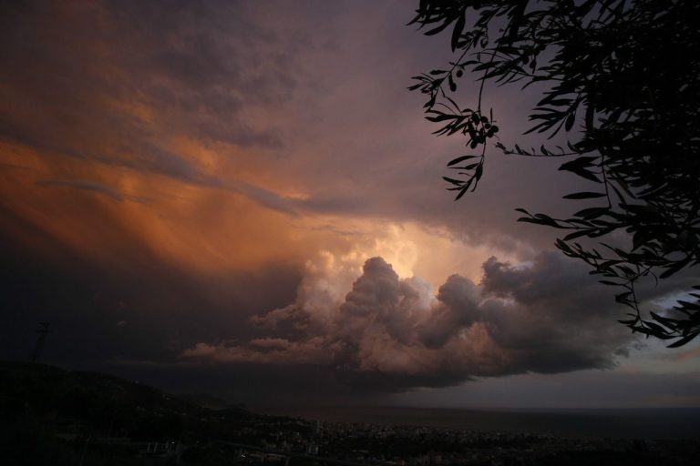 Meteo estremo sull’Italia. Nubifragi al Nord, caldo record al Sud