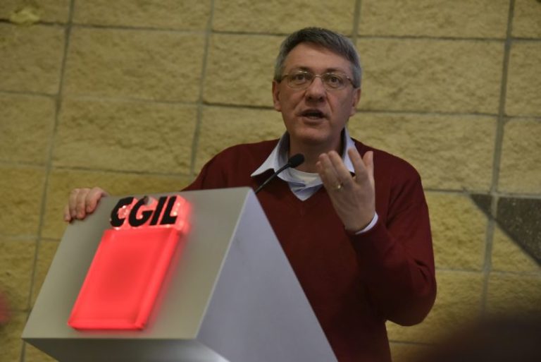 Lavoro, Landini “Servono nuove regole, estendere diritti a tutti”