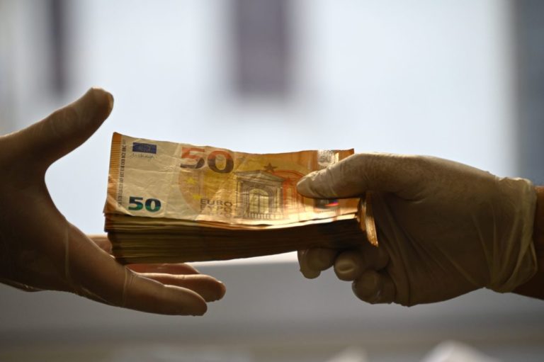 Emiliano “Start misura di contrasto contro nuove fragilità economiche”