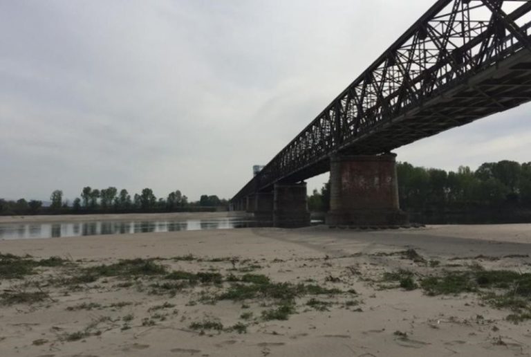 Per il Po situazione a rischio, portate fino al 45% in meno su media