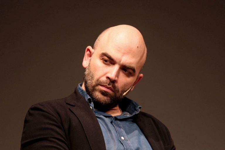Saviano “Il silenzio favorisce la mafia”
