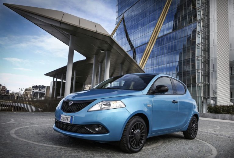 Ypsilon Hybrid EcoChic, l’ibrido in stile Lancia