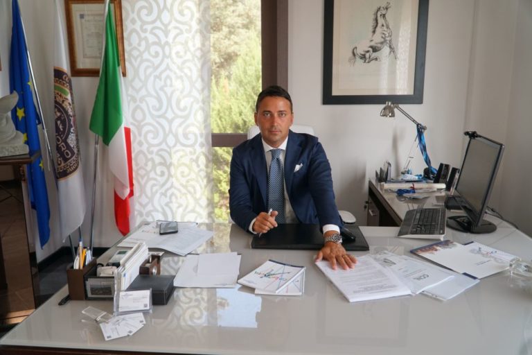 Suicidio imprenditore a Napoli, Conflavoro Pmi “lasciati soli”