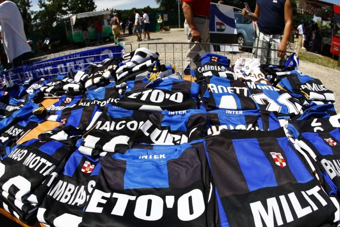 presentazione nuovo acquisto Inter Samuel Eto'o
