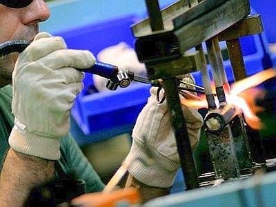 Industria, ad aprile prezzi alla produzione -1,9% nell’Unione Europea