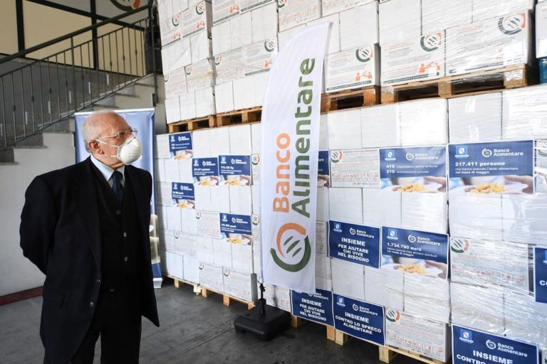 De Luca “Con Banco Alimentare offerti 150 mila pasti in Campania”