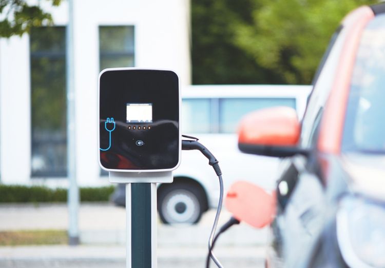 Arera promuove definizione del “vehicle to grid”