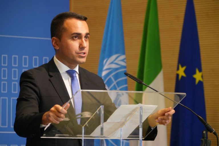 Di Maio “Non alimentare tensioni sociali”
