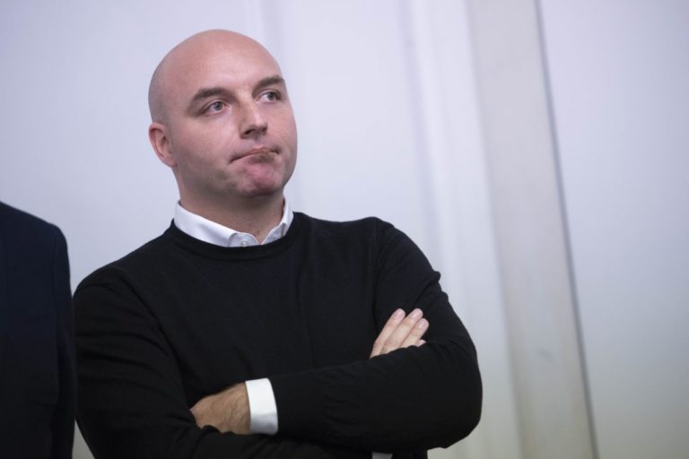 Agenzia Giovani, bando da 550 mila euro per network radio