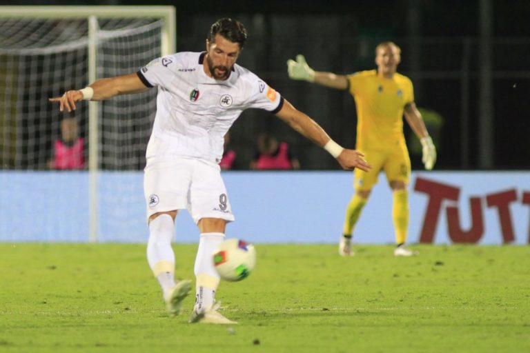 Serie B: il Benevento rimanda la festa, ok Spezia e Cittadella