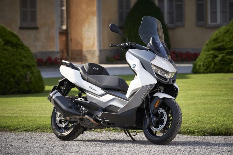 BMW Motorrad Italia lancia le Online Edition C400 X e C400 GT