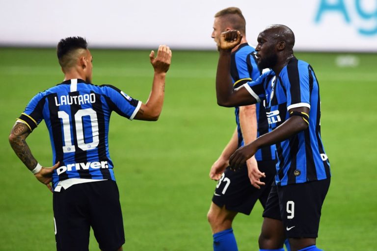 Lukaku-Lautaro, l’Inter batte 2-1 la Sampdoria