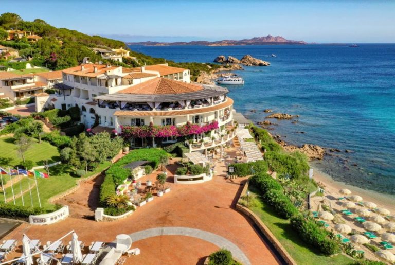 Turismo, Coldiretti “Luglio senza stranieri costa 3 miliardi”