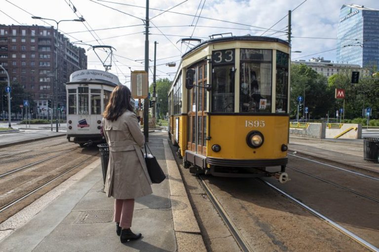 Per trasporto pubblico 1,66 miliardi di minori entrate da biglietti
