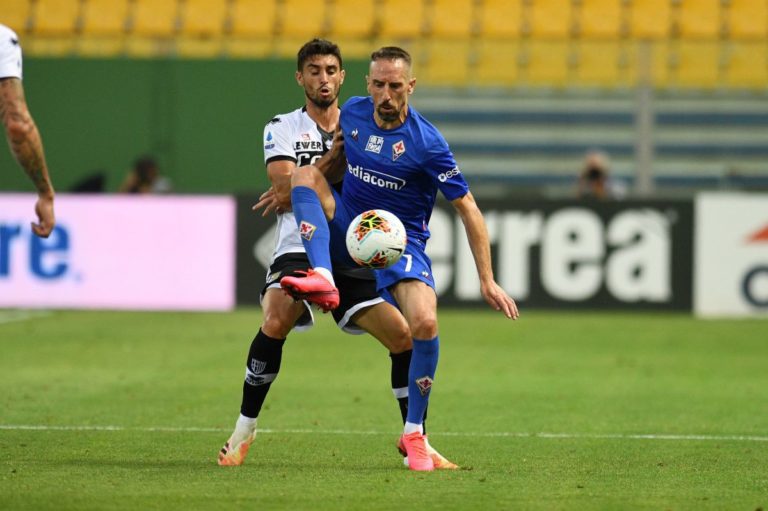 Ladri in casa del fiorentino Ribery “Prenderò decisioni necessarie”