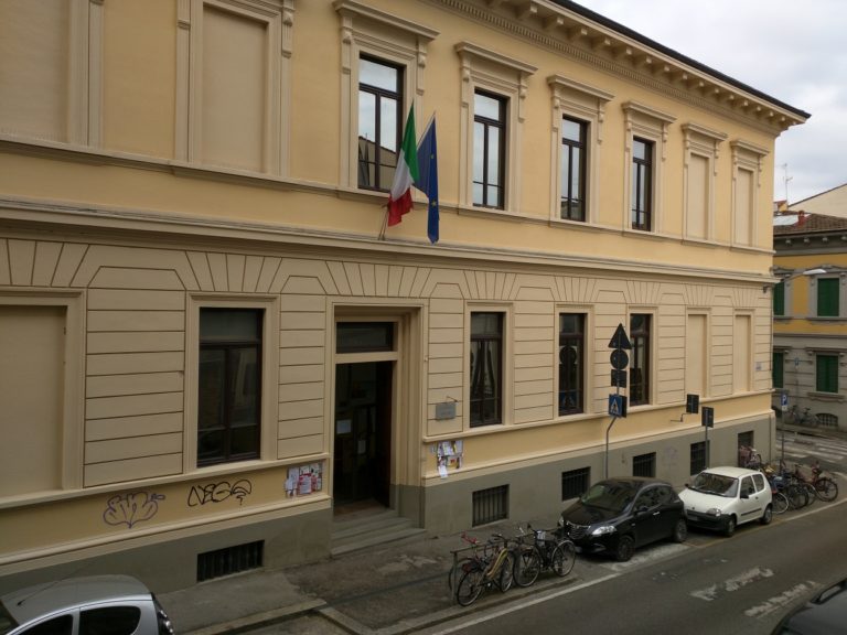 Coronavirus, in Toscana un applicativo per misurare gli spazi scolastici