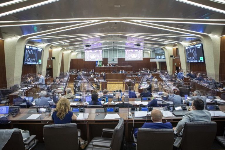 Edifici pubblici ‘sostenibilì, ok del Consiglio lombardo al progetto