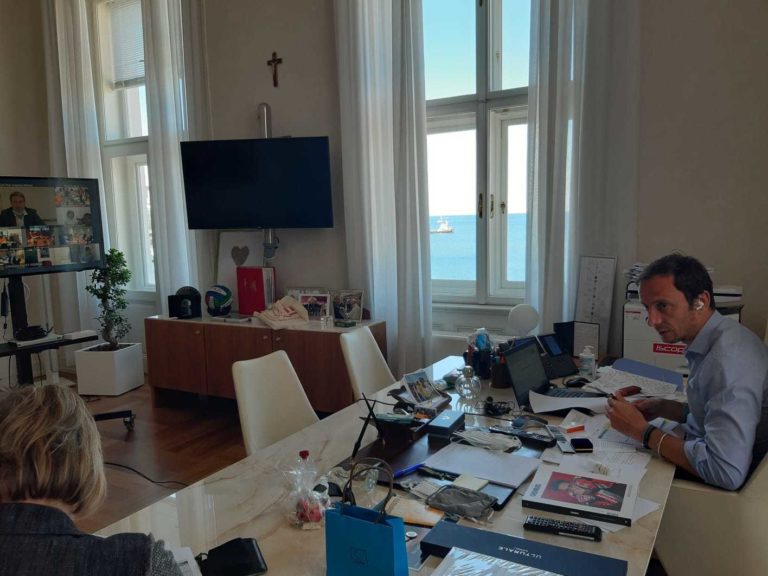 Scuola, Fedriga “Governo verifichi risorse per i test al personale”