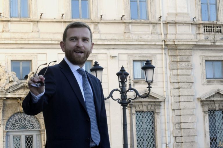 Provenzano “L’emigrazione dei nostri giovani è una vera emergenza”