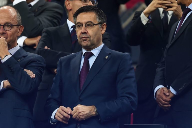 Nessuna rivoluzione al Barça, Bartomeu conferma Setien