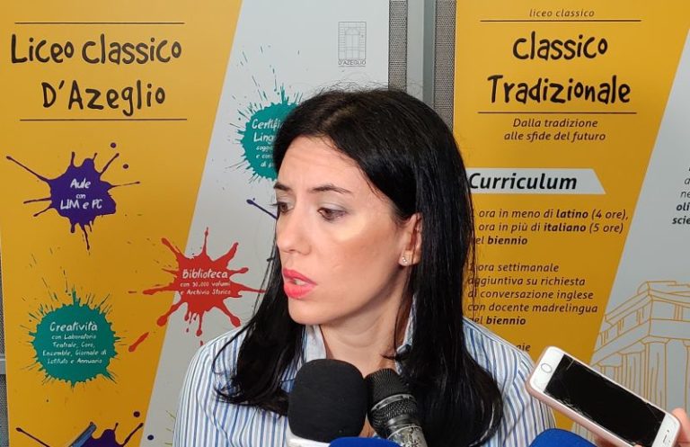 Azzolina “Si riparte il 14 settembre, stop lockdown didattica”