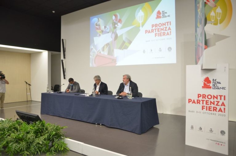 Emiliano “Fiera del Levante simbolo dell’economia pugliese”