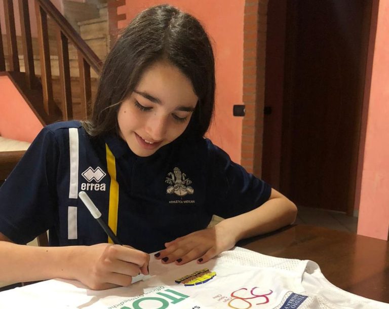 Nuovi premi all’asta per “We Run Together”