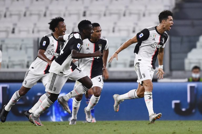 La Juventus batte 2-0 la Sampdoria ed è campione d’Italia