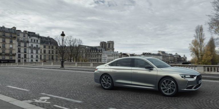 DS 9 E-Tense, gli ADAS a servizio della sicurezza e del comfort