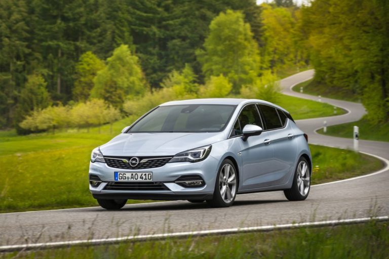 Opel la migliore della categoria per riduzione emissioni CO2