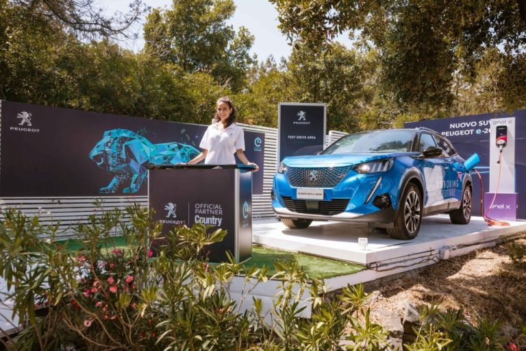 Le elettriche Peugeot approdano al Country Club di Porto Rotondo