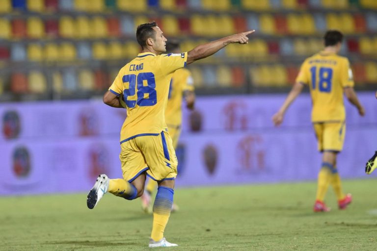 Frosinone ai play-off, Trapani e Juve Stabia in C