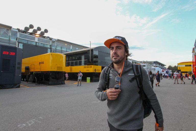 In Spagna sicuri: “Alonso torna in F1, alla Renault dal 2021”